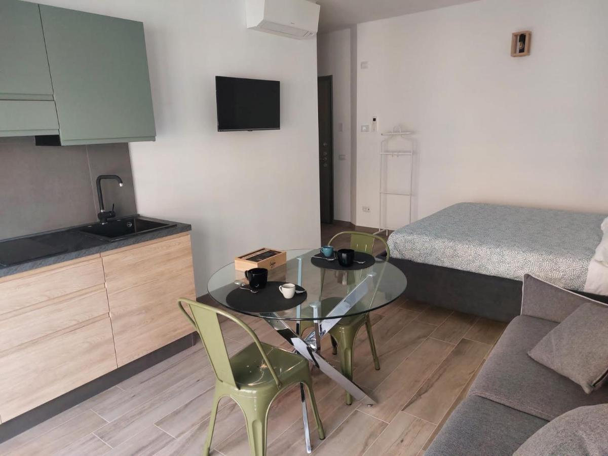 111 Suite Apartment Бергамо Экстерьер фото
